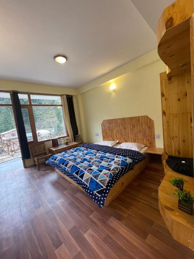 The Mad King'S House & Cafe Hotel Manali  Exterior photo